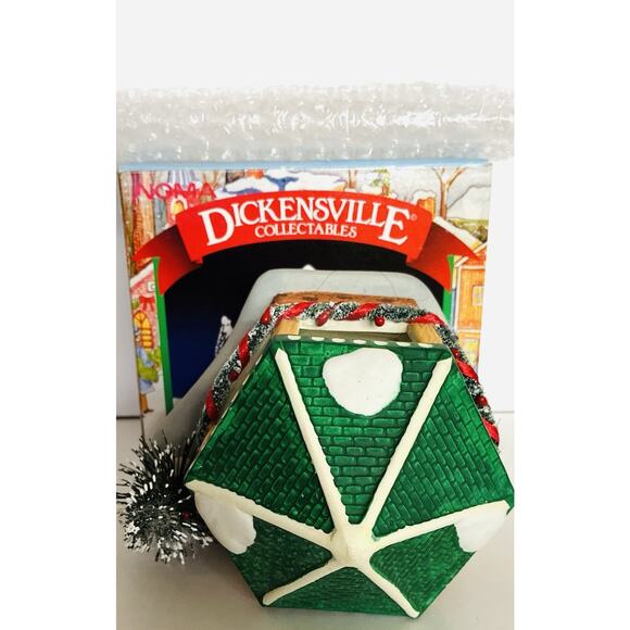 Vintage Dickensville Retired 1997 NOMA Porcelain Gazebo Bottle brush trees 3D - Picture 6 of 10